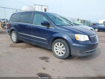  Salvage Chrysler Town & Country