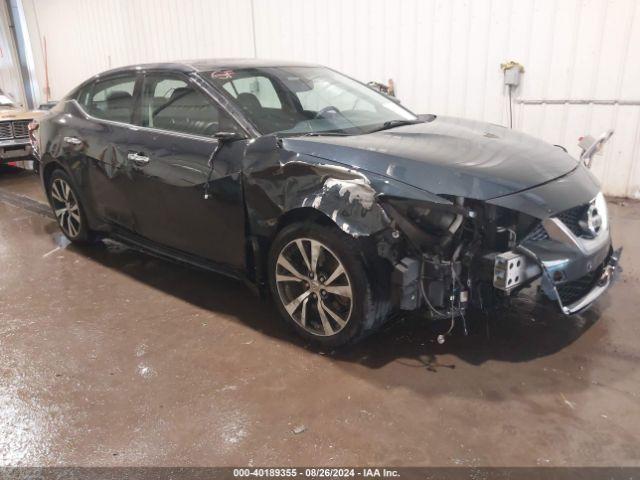  Salvage Nissan Maxima