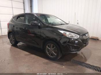  Salvage Hyundai TUCSON