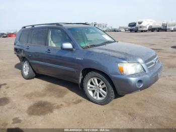  Salvage Toyota Highlander