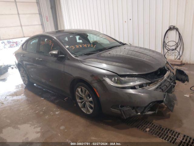  Salvage Chrysler 200