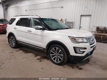  Salvage Ford Explorer