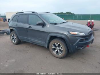  Salvage Jeep Cherokee