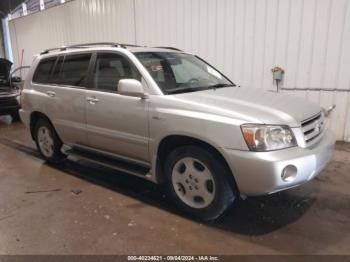  Salvage Toyota Highlander