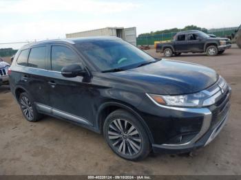  Salvage Mitsubishi Outlander