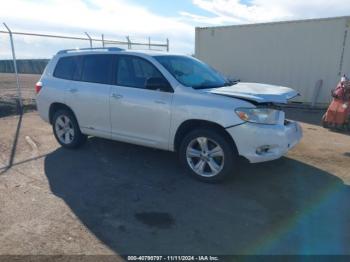  Salvage Toyota Highlander