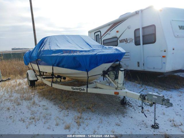  Salvage Bayliner Boat