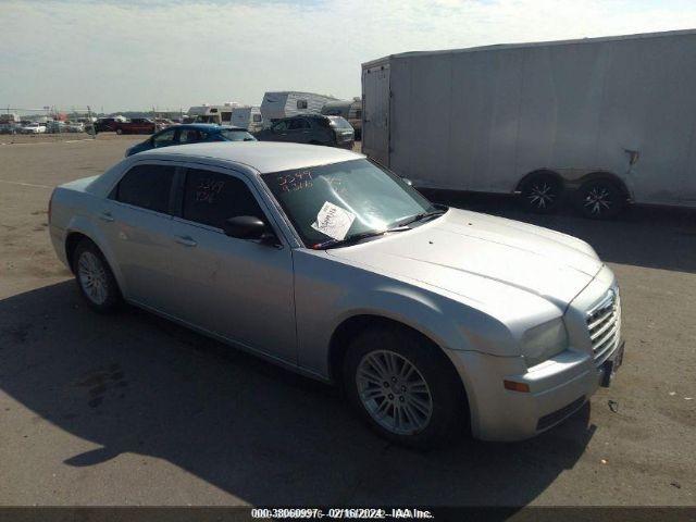  Salvage Chrysler 300