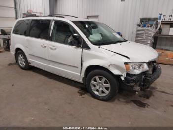  Salvage Chrysler Town & Country