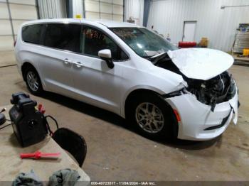  Salvage Chrysler Voyager