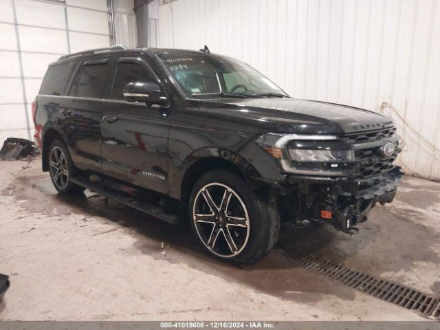  Salvage Ford Expedition