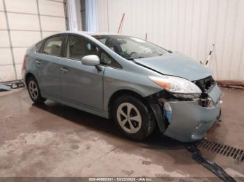  Salvage Toyota Prius