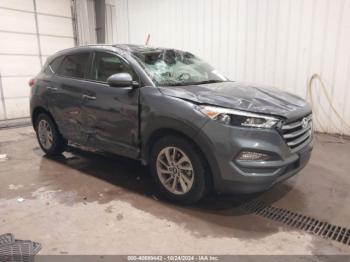  Salvage Hyundai TUCSON