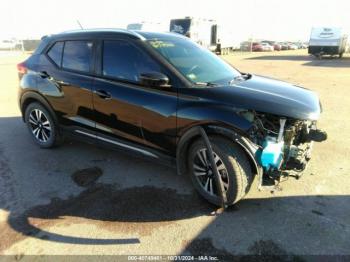  Salvage Nissan Kicks