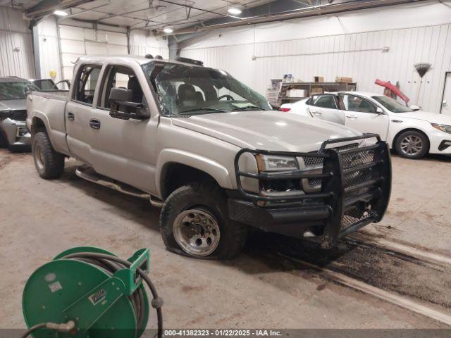  Salvage Chevrolet Silverado 2500