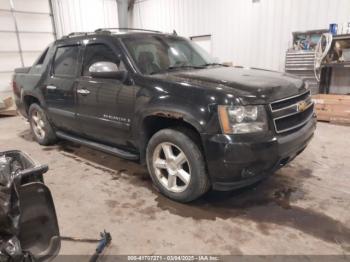  Salvage Chevrolet Avalanche 1500