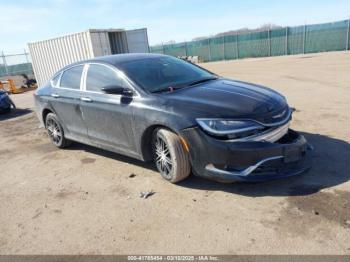  Salvage Chrysler 200