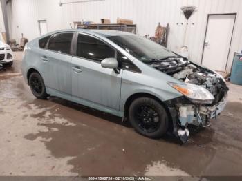  Salvage Toyota Prius
