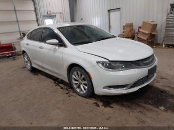  Salvage Chrysler 200