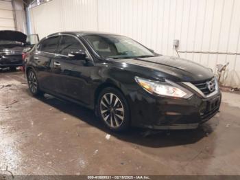 Salvage Nissan Altima