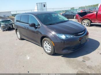  Salvage Chrysler Pacifica