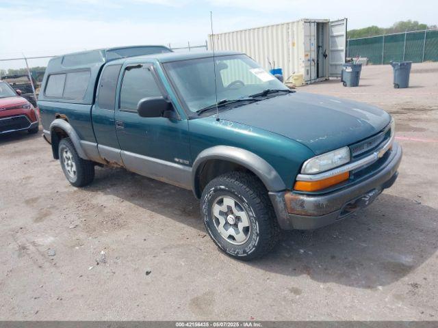  Salvage Chevrolet S-10