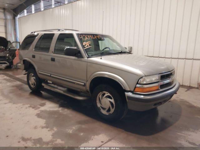  Salvage Chevrolet Blazer