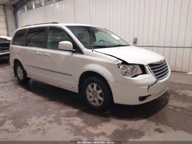  Salvage Chrysler Town & Country