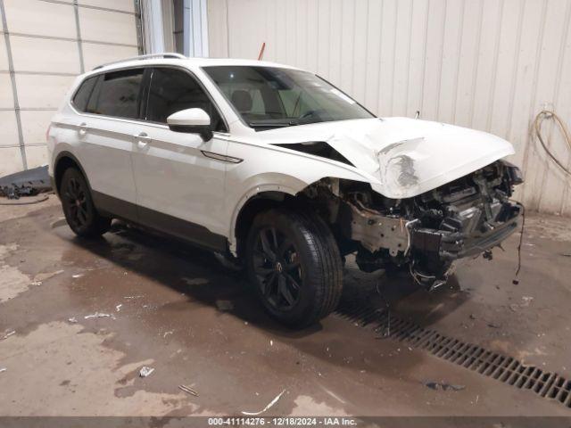  Salvage Volkswagen Tiguan