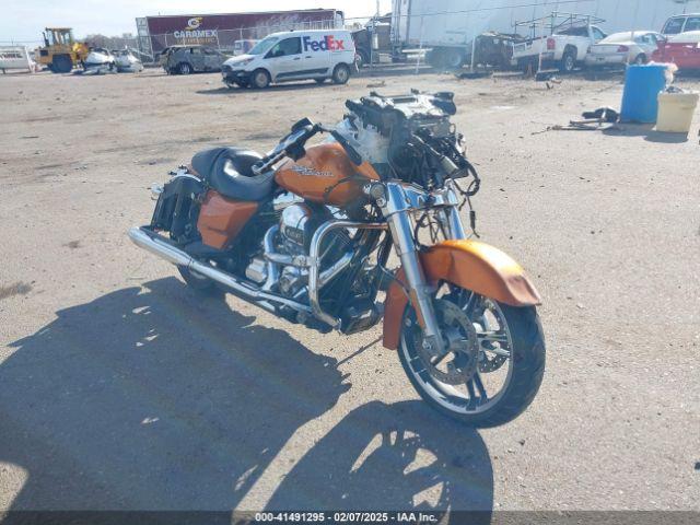  Salvage Harley-Davidson Flhx