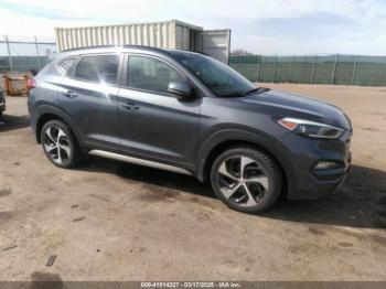  Salvage Hyundai TUCSON