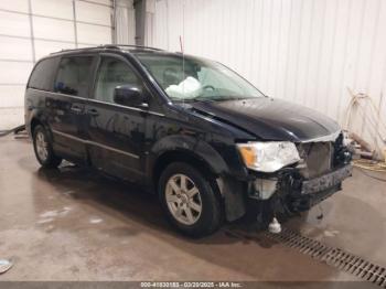  Salvage Chrysler Town & Country