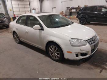  Salvage Volkswagen Jetta