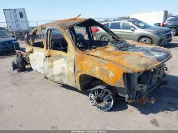  Salvage GMC Sierra 2500