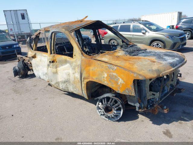  Salvage GMC Sierra 2500