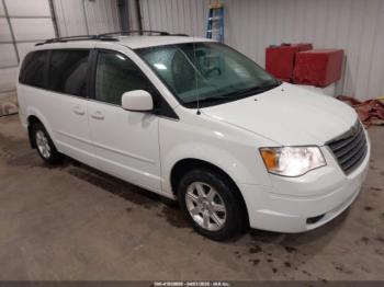  Salvage Chrysler Town & Country
