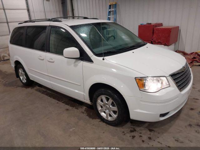  Salvage Chrysler Town & Country