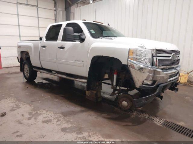  Salvage Chevrolet Silverado 2500