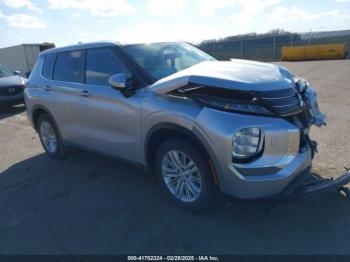  Salvage Mitsubishi Outlander