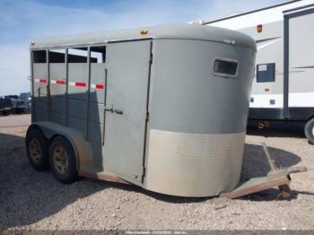 Salvage Delta Manufacturing  Livestock