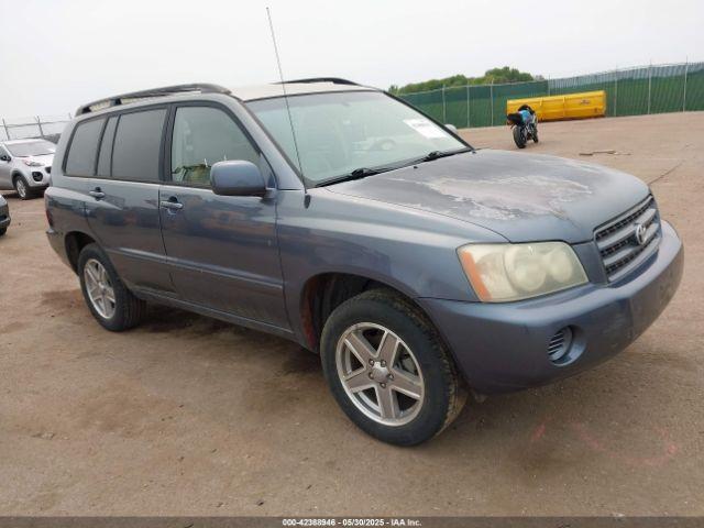  Salvage Toyota Highlander