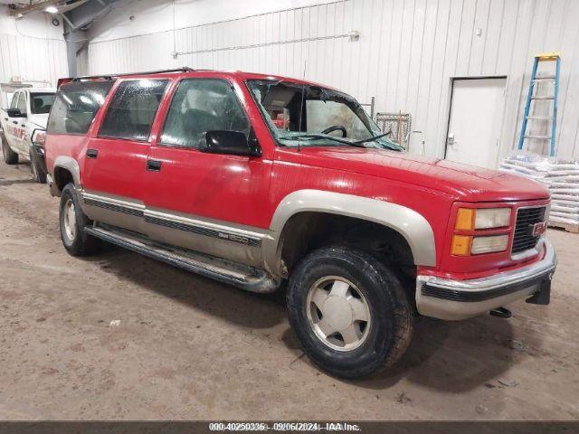  Salvage GMC Suburban 1500
