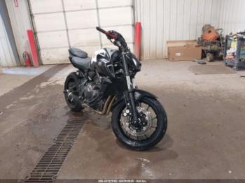  Salvage Yamaha Mt07