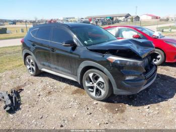  Salvage Hyundai TUCSON