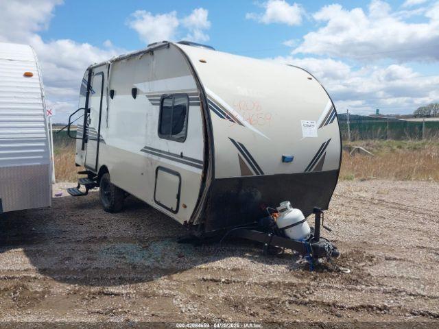  Salvage Coachmen Mighty Lit