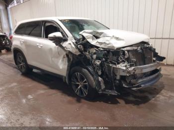  Salvage Toyota Highlander