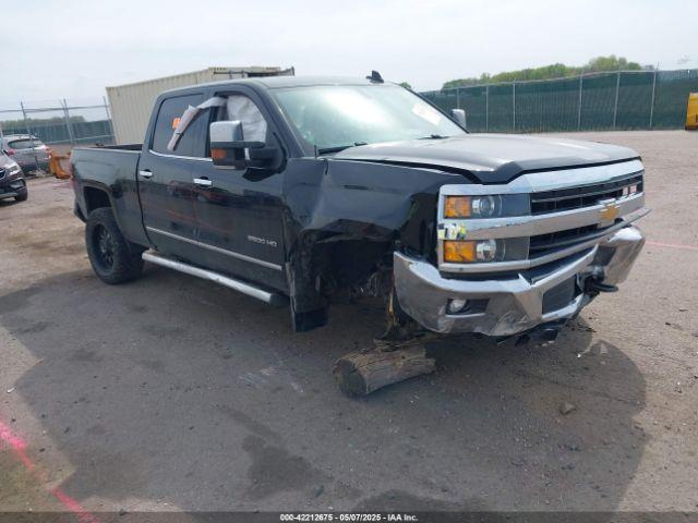  Salvage Chevrolet Silverado 2500