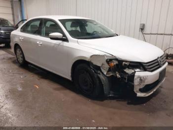  Salvage Volkswagen Passat
