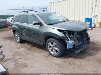  Salvage Toyota Highlander