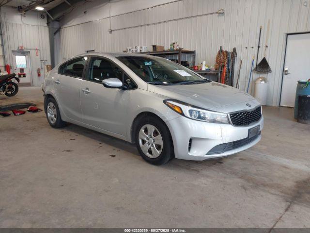  Salvage Kia Forte